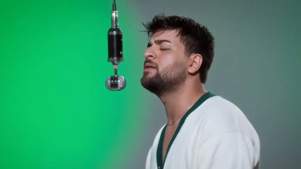 Zedi – Düşlerimle Gel video