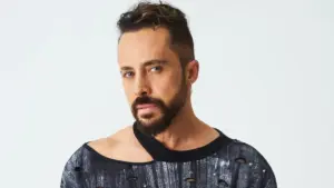 Bahadır Tatlıöz – Adam mı Ki Şarkı Sözleri