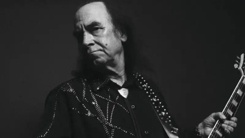 Erkin Koray – Şaşkın Şarkı Sözleri