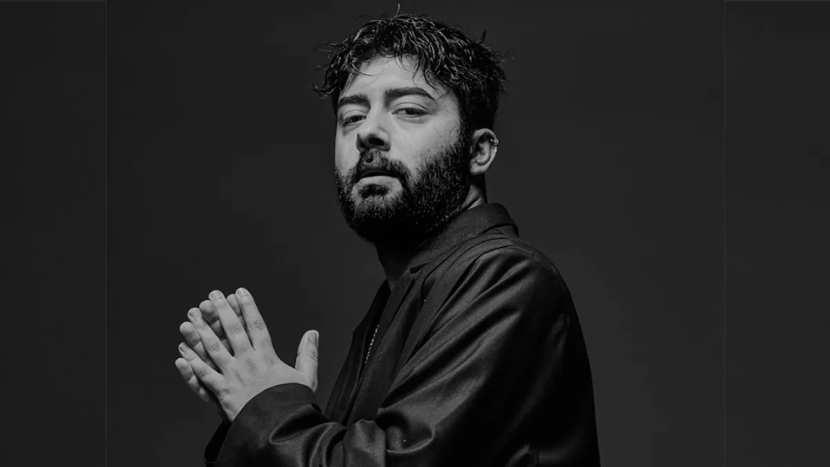 Kurtuluş Kuş – Adını Anarsam Şarkı Sözleri