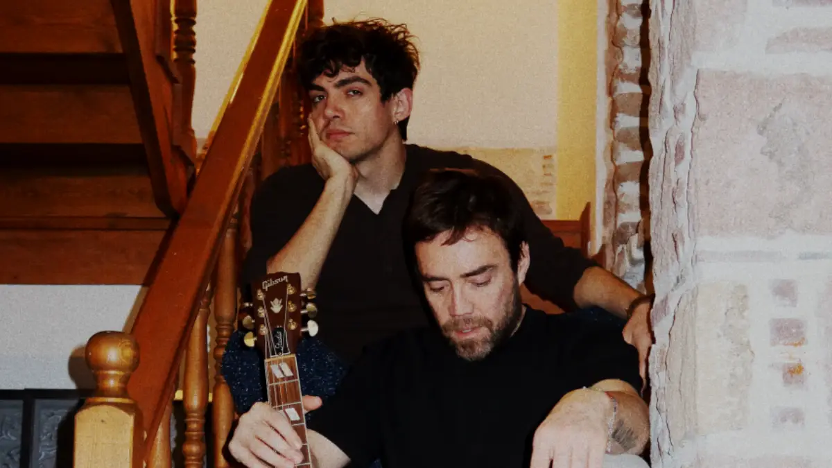 Mavi Gri & Murat Dalkılıç – Heybeli Şarkı Sözleri