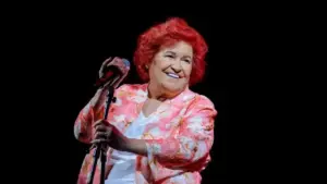 Selda Bağcan – Öyle Bir Yerdeyim Ki Şarkı Sözleri