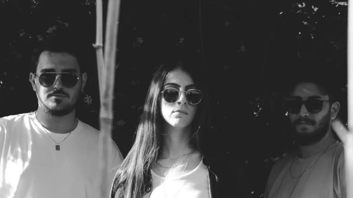 Suzan Hacigarip & Yasir Miy & Çağan Şengül – Yol Şarkı Sözleri