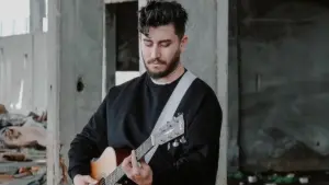 Yasir Miy – Nedeni Var Şarkı Sözleri