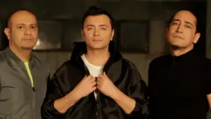 Zakkum – Fiyakalı Geçmişimiz Şarkı Sözleri