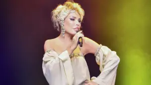 Ajda Pekkan – O Benim Dünyam Şarkı Sözleri