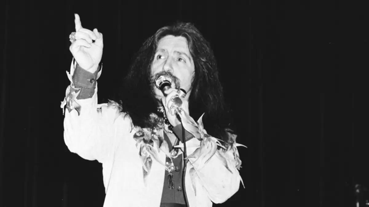 Barış Manço – Benden Öte Benden Ziyade video