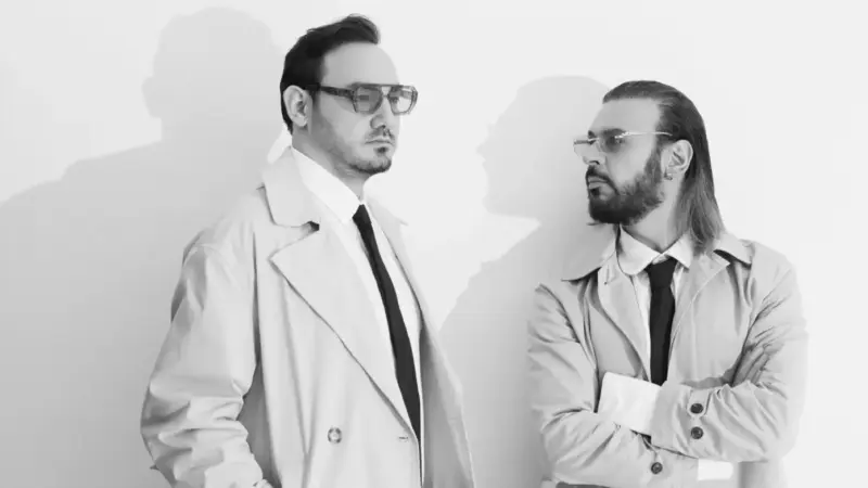 Maderzat – İçime Seni Çekerim Şarkı Sözleri