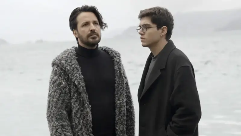 Mavi Gri & Murat Güneş – Babasından Yaralı Şarkı Sözleri