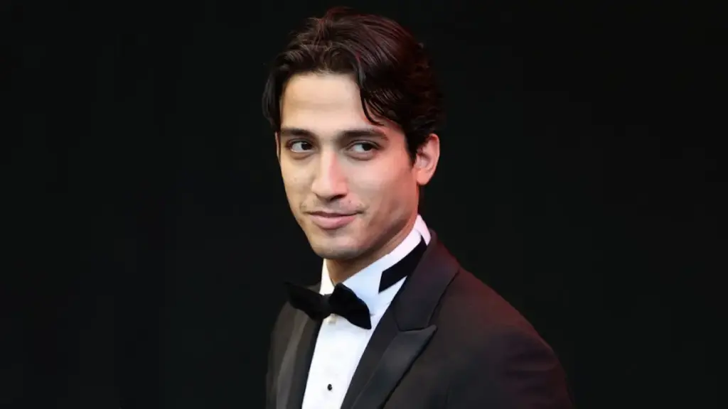 Şahin Kendirci – Yemin Olsun Şarkı Sözleri