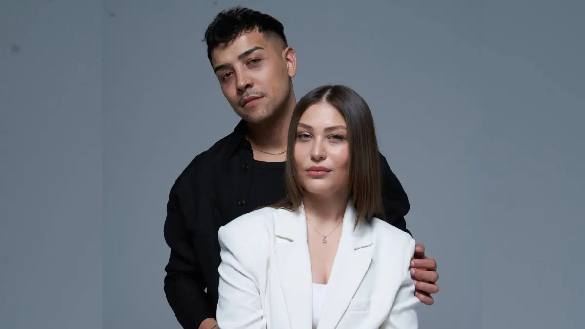 Sıla Şahin x Samet Kardeşler – Ay Ay Şarkı Sözleri