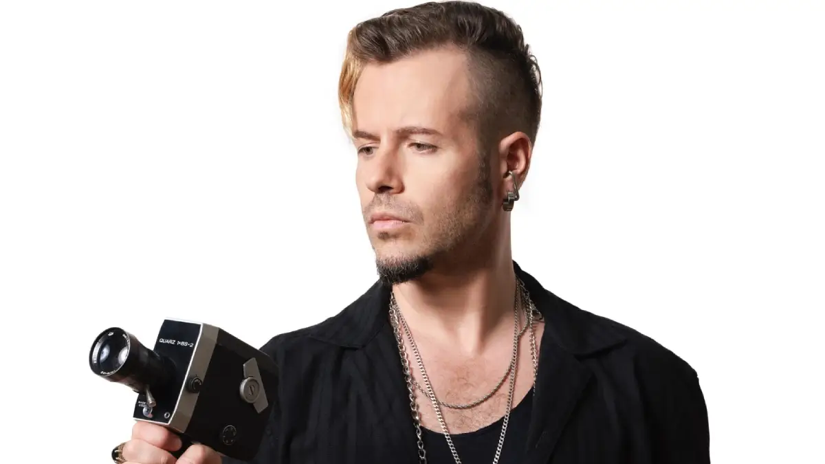 Emre Aydın – Sen Beni Unutamazsın video