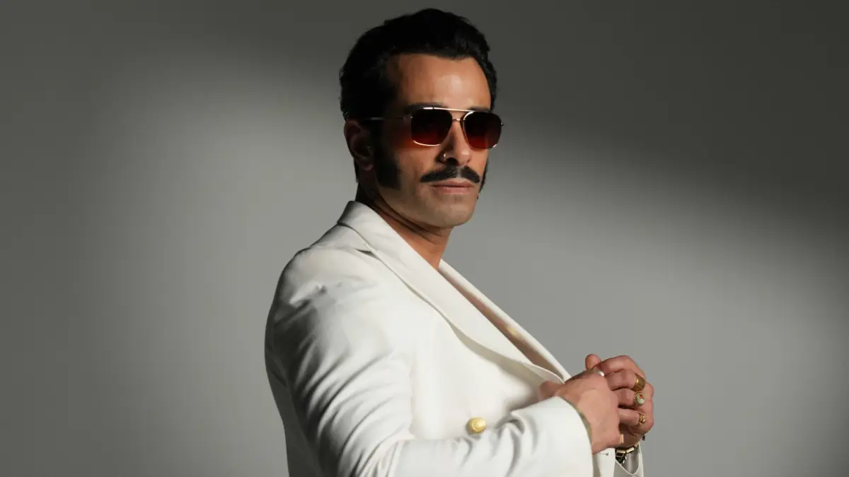 Gökhan Türkmen – Yan Sen video