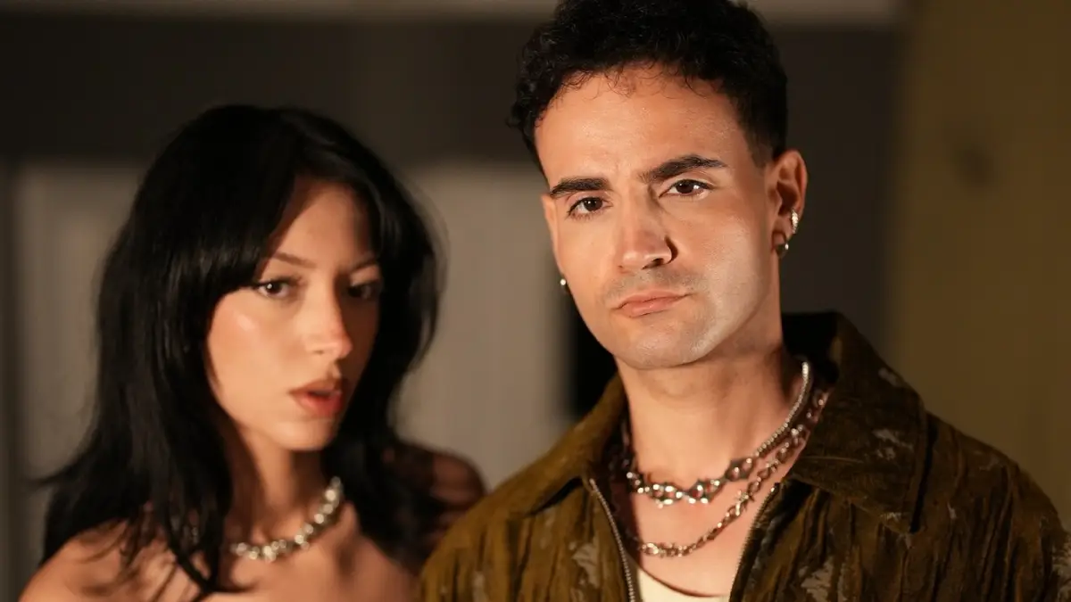 Egemen Akkol & Rana Türkyılmaz – Gözyaşımla Sönmedi video