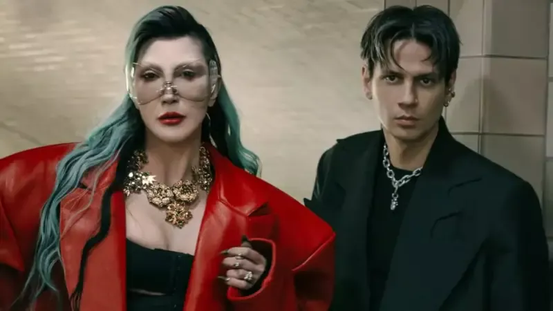 hande yener madrigal ego şarkı sözleri