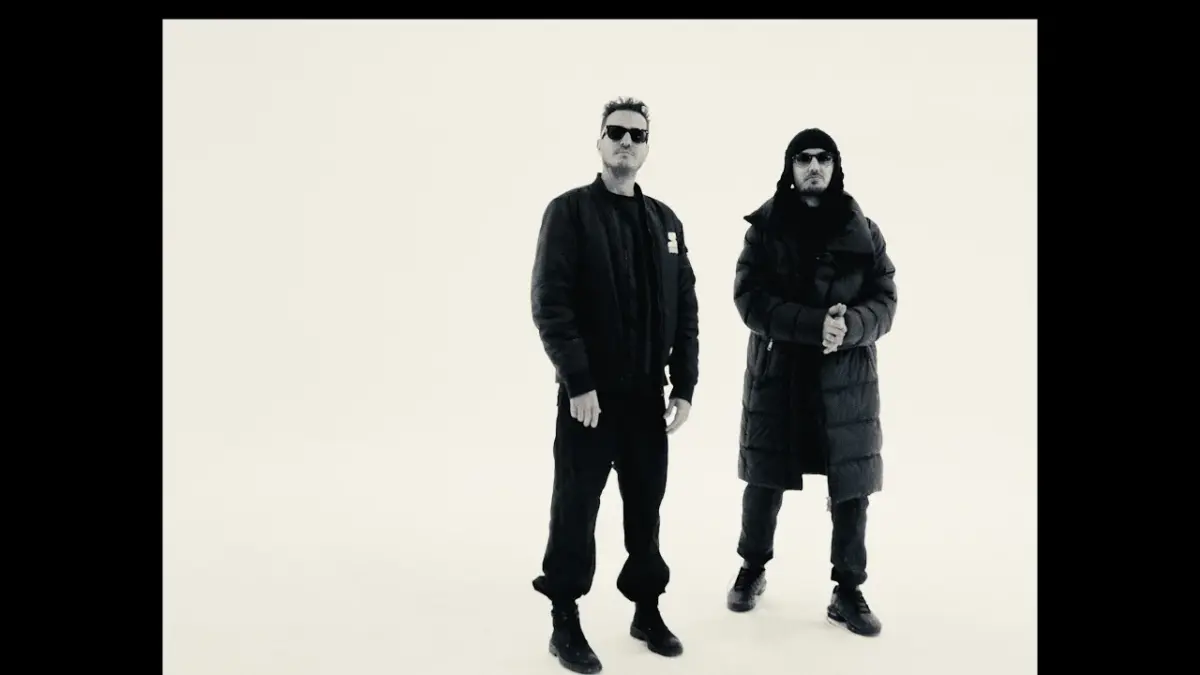 Mode XL – Altın Kafes video