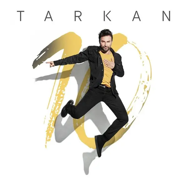 Tarkan’ın 10 albümünün kapağı; beyaz zemin üzerinde büyük altın rengi 10 rakamının önünde siyah kıyafetle havaya sıçrayan Tarkan