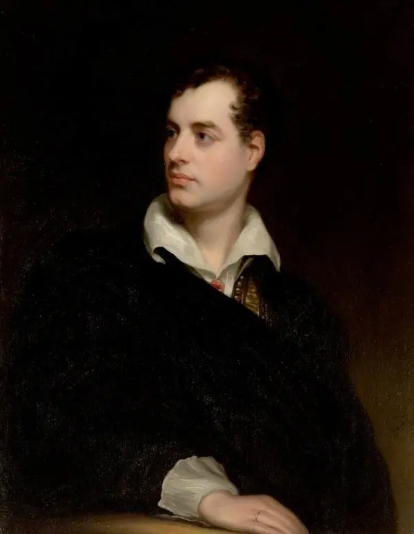 Lord Byron’ın koyu pelerin ve açık yakalı beyaz gömlekle, kıvırcık saçlarıyla yana baktığı yağlıboya portre