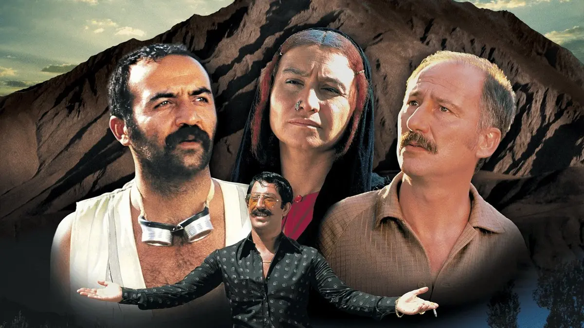 Vizontele filminin resmi tanıtım görselinde yan yana duran üç ana karakter
