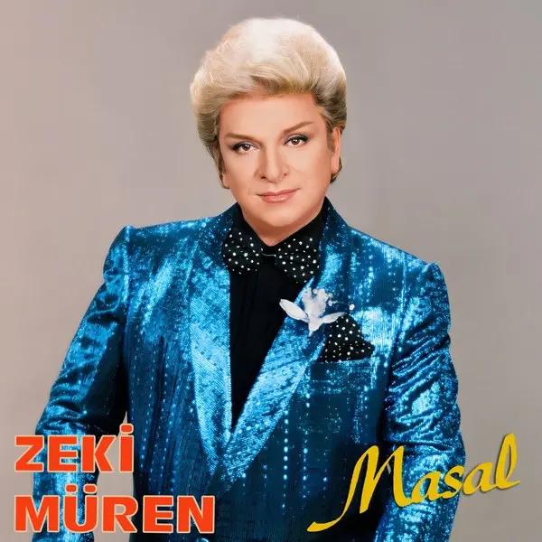 Zeki Müren’in Masal albüm kapağı; mavi pullu ceketiyle poz veren Zeki Müren